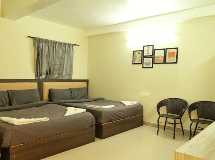 Hotel Venus Residency à Ooty Extérieur photo